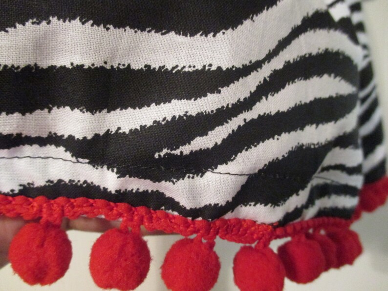 Girl/'s Fashionable Dress Long sleeve T-shirt dress Great dress for pictures by Mvious Da/'Zigns Zebra print red and white dress