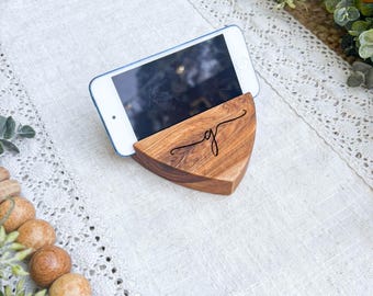 Personalized iPhone Stand, Wood Tech Gift, Phone Stand, Desk Accessory, Custom Phone Stand, Engraved Charging Station, Monogrammed Gift