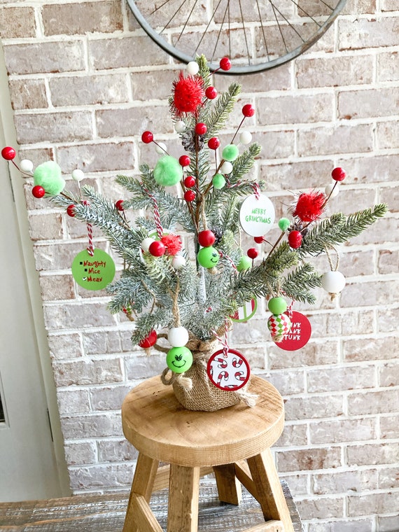 Mini christmas tree with on sale ornaments