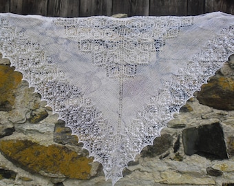 Chal de encaje triangular, chal de encaje tejido a mano, chal con nupps Haapsalu, chal de boda, estola nupcial, blanco brillante o cualquier otro color