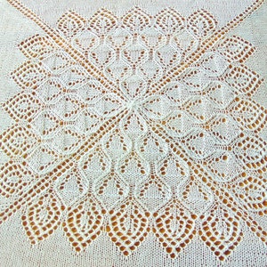 Lace flower baby blanket, christening heirloom, natural white Estonian lace, leaf motif, shawl, newborn blanket, shower gift, MADE to ORDER
