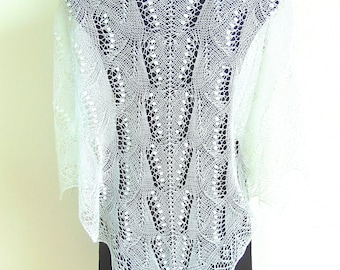 Scialle triangolare Giglio della valle, scialle da sposa, stola nuziale, scialle bianco con nupps, scialle di pizzo lavorato a mano, MADE TO ORDER