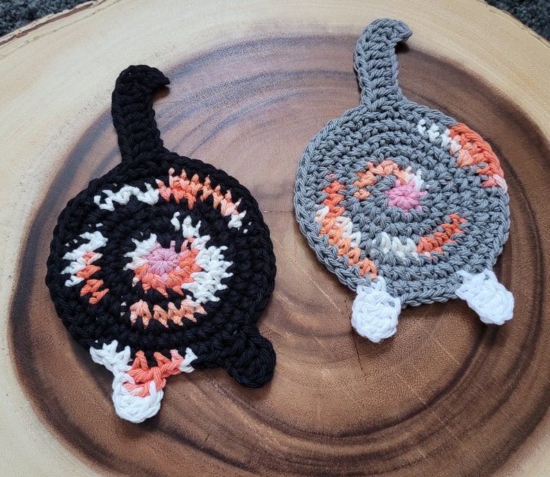 Cat Butt Coasters Set of 2, Crochet Calico Cat Butt, Gift for Cat Lovers, Whimsical Funny Coasters, Housewarming Gift, Cotton Coasters image 1