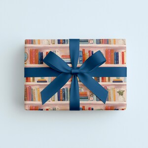 Papel de regalo con forma de estantería, papel de regalo para amantes de los libros, papel de regalo para lectores, papel de regalo para libros de biblioteca, papel de regalo para amantes de las plantas, papel de regalo para lectores. imagen 3