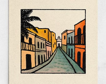 Old Town Print - Minimalistisches Kopfsteinpflaster, bunte Häuser, orange & blaue Landschaft, Küstenstadt, tropisches Wandbild / 11x11, 22x22