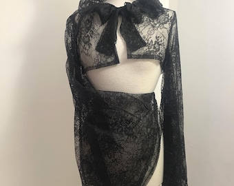 Goth Black Hooded Bolero, Lace Flared Bell Sleeve Shrug with Bow Detail