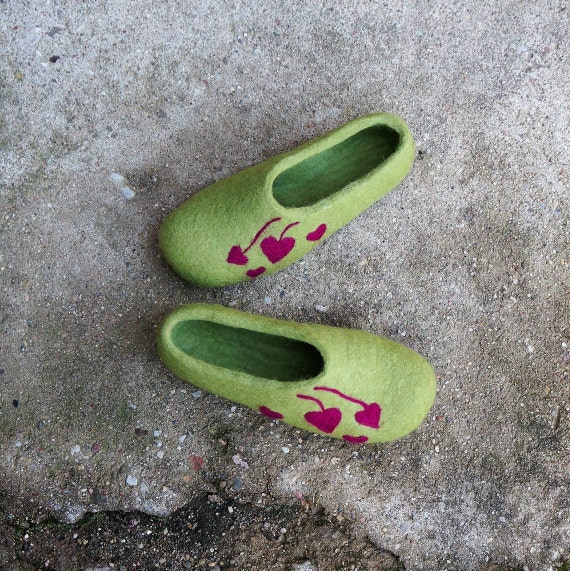 felt slippers