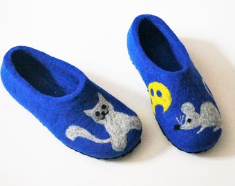 Felt shoes/Blue house shoes/Wool shoes/Handmade shoes/Baby shoes/Kids shoes/Kids boots/Baby booties/Wool felt/Childrens shoes/Woll slippers