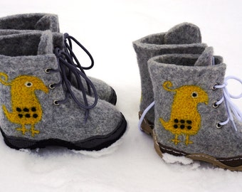 Kids boots/Wool shoes/Felted wool/Felt shoes/Handmade/Baby shoes/Kids shoes/Baby booties/Children shoes/Winter boots/Boots/Organic wool