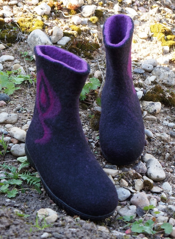 Boots for women/Felted shoes/Women booties/Wool shoes/Handmade shoes/Women shoes/Eco friendly/Boots/Winter shoes/Felted wool/Women boots