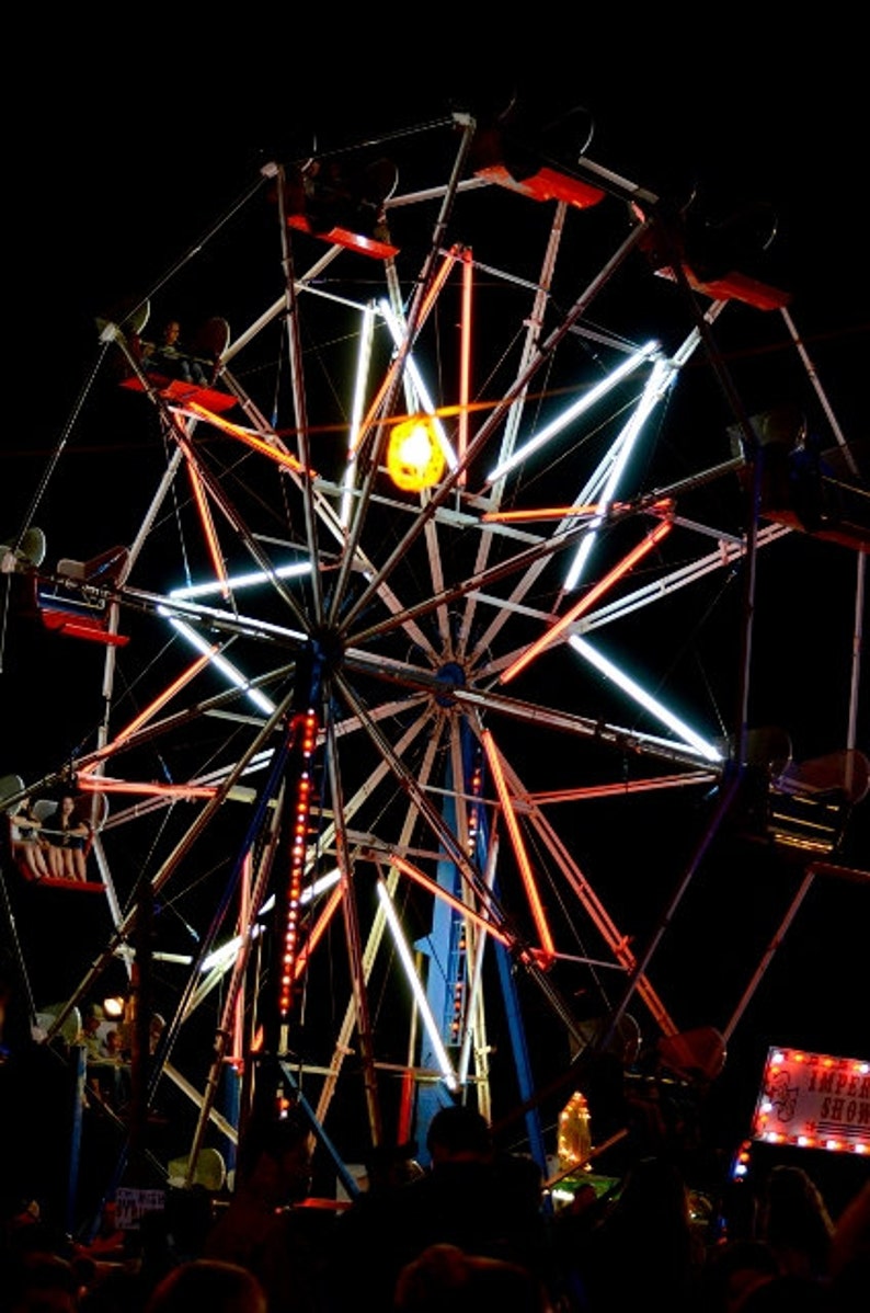 Ferris Wheel Photo image 1