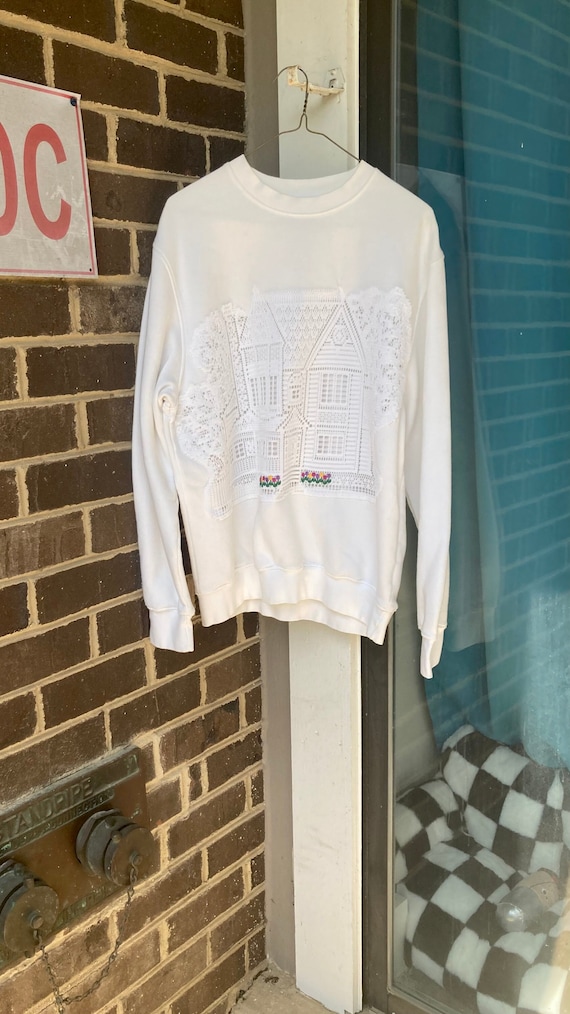 90s White Pullover Cotton Crewneck Cutout House Ga