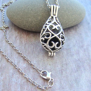 Filigree Teardrop Essential Oil Diffuser necklace, Aromatherapy Necklace