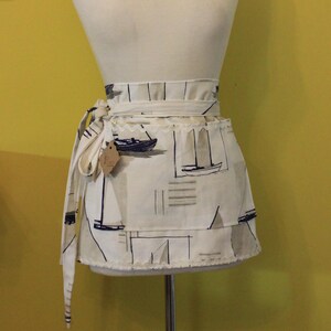 Women&#39;s nautical half hostess apron/vintage sailboats/lined apron/double pocket apron/Coastal apron/baking/cooking/eco friendly/hostess gift