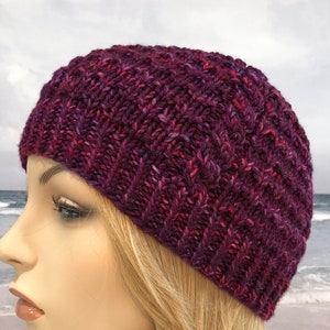 Instant Download Knitting pattern 'Tillie' for women's winter knit hat, worsted and sock yarn hat, knitted beanie hat.