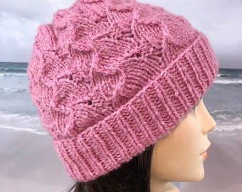 Instant Download Knitting pattern 'Annette' for women's winter knit hat, winter hat, ski hat, beanie hat.