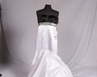 Robe formelle noire et blanche