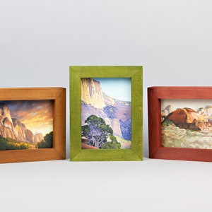 5x7 Picture Frame Lightly Distressed Comes with a plexiglass insert image 6