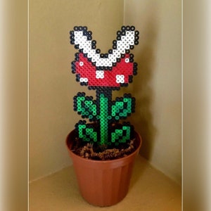 Colección de plantas en maceta de 8 bits: Planta piraña roja