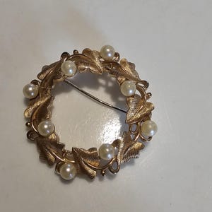 Rare Trifari - Etsy