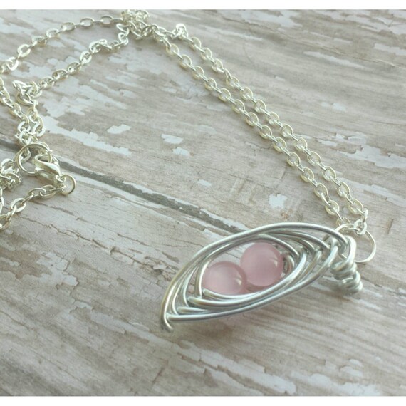 peapod mothers necklace