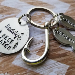 Papa Schlüsselbund, Papas am besten fangen Väter Angeln Kumpel Schlüsselanhänger Geschenk für Papa, Geschenk für Papa, personalisierte Papa Geschenk, Papa.