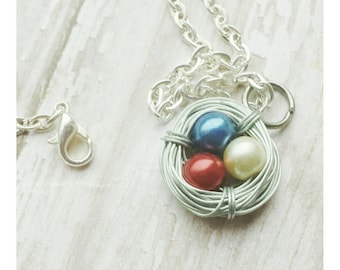 Patriotic Nest Necklace: Red, White & Blue Pearl Beads