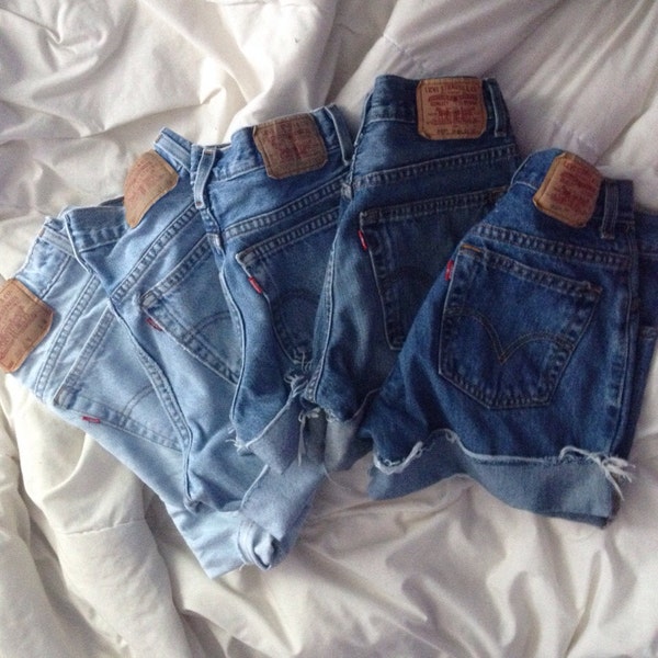 5Levi Shorts