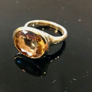 Beautiful Topaz Ring in 14K Gold November Birthstone image 5
