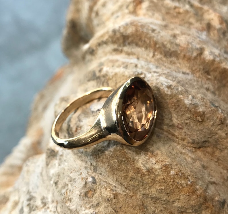 Beautiful Topaz Ring in 14K Gold November Birthstone image 8