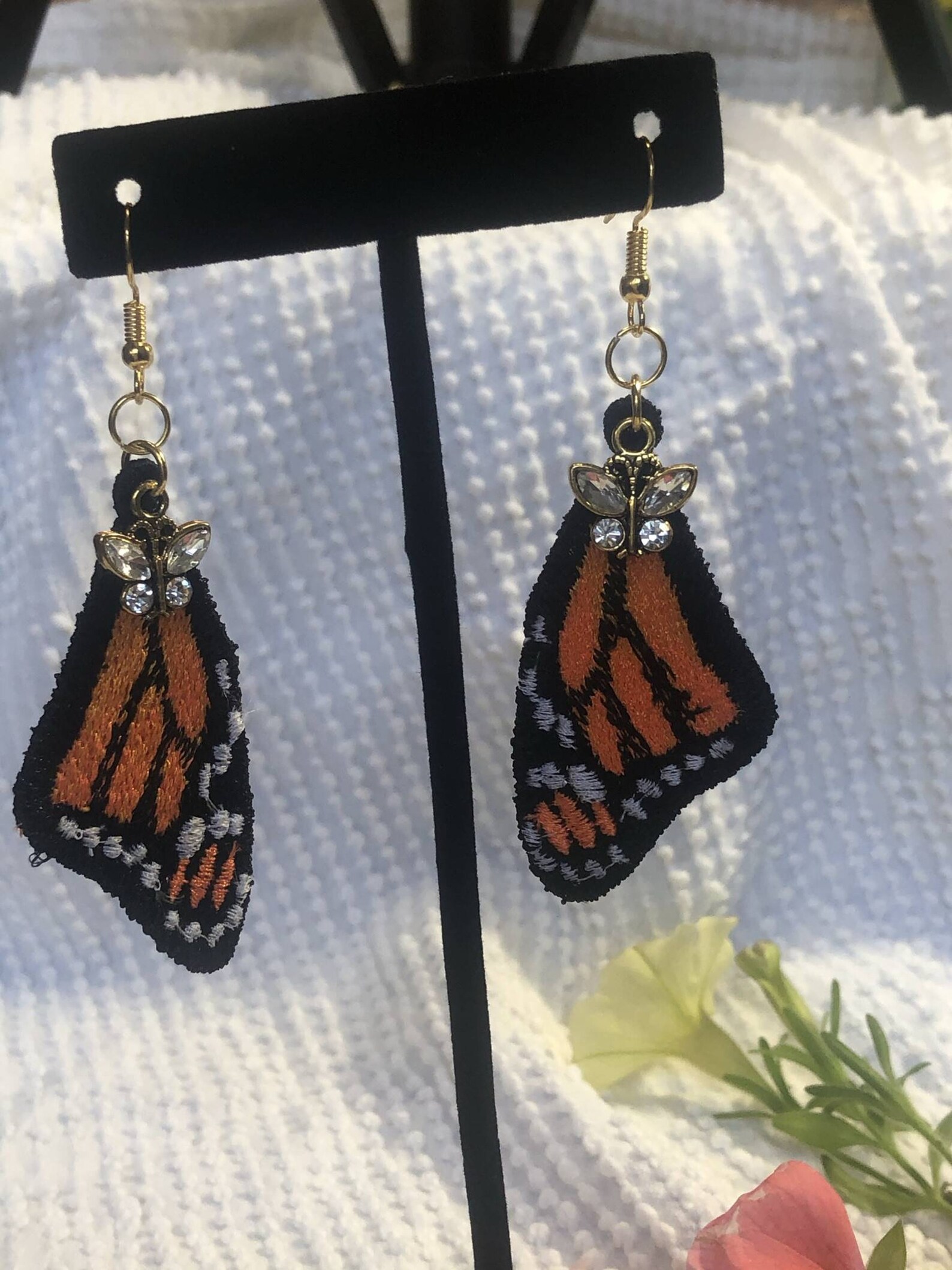 Monarch butterfly earring embroidery earrings in pink purple  etsy Monarch butterfly earring embroidery earrings in pink purple  etsy