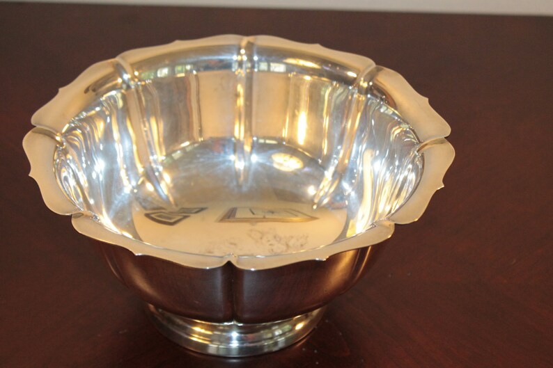 Round Silver Plate Bowl With Fluted Edges and Pedestal Base Etsy