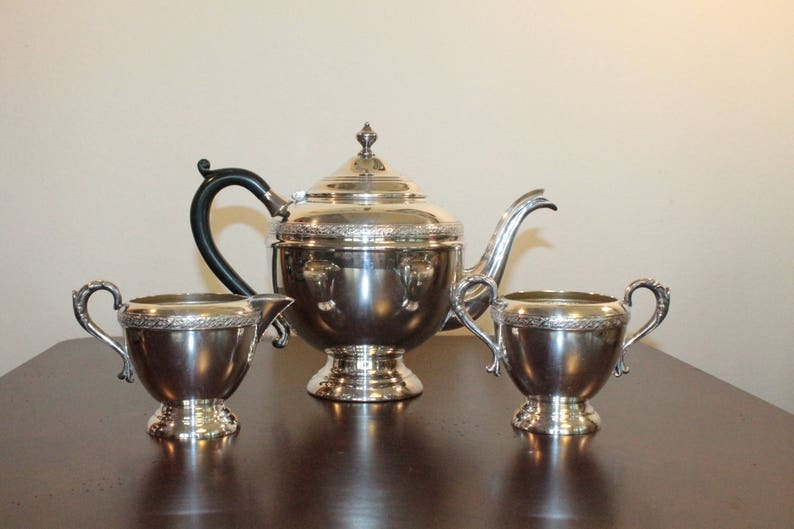 Japanese teapot history image