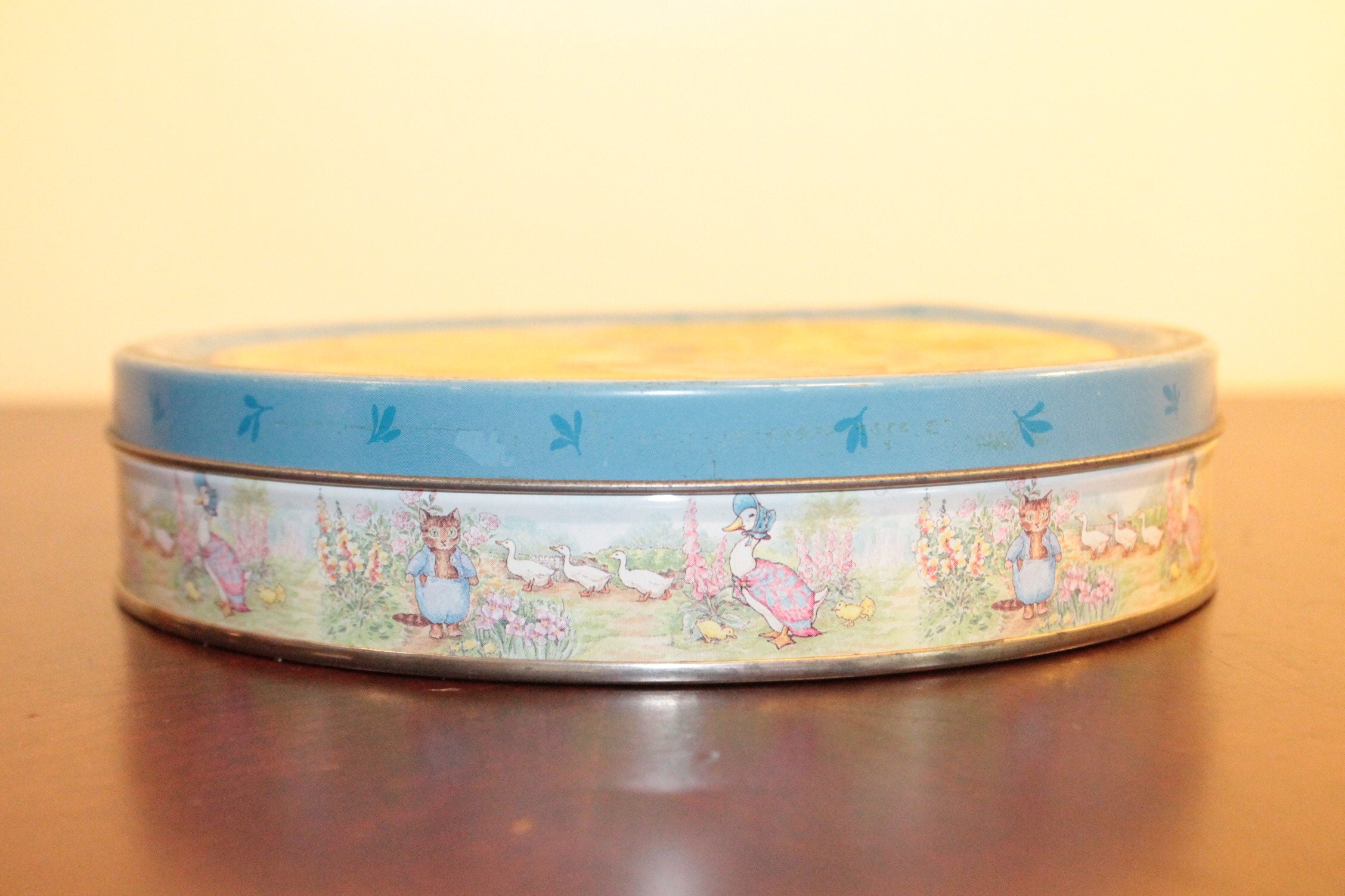 Peter Rabbit Linen Tea Towel the World of Beatrix Potter Frederick ...