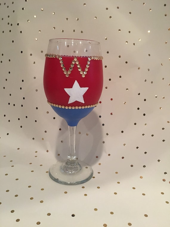 wonder woman wine glass