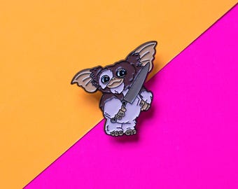Gremlins Pin Badge Gizmo with Knife / Knife Gremlin / Hard Enamel Pin Badge