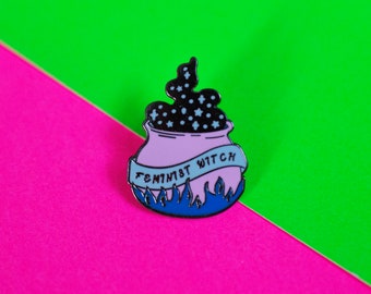 Pin's Feminist Witch / sorcière féministe chaudron magique magic cauldron witchcraft / hard enamel pin badge épingle