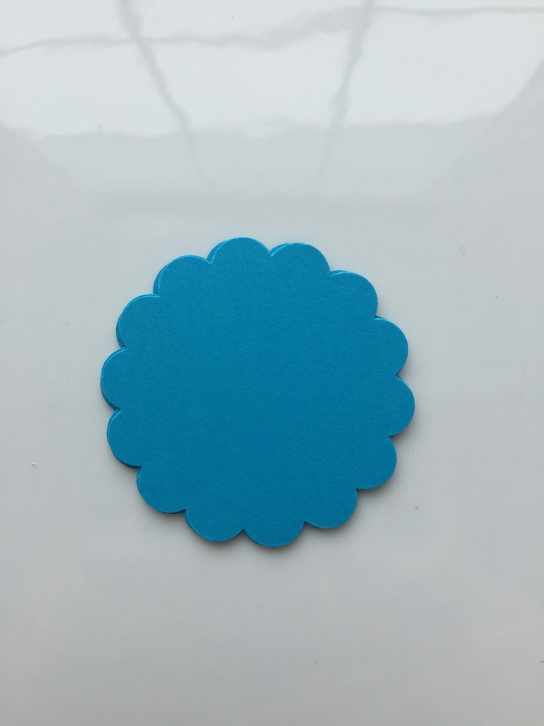 set of 50 Scalloped circles summer colours price tags place cards gift tags