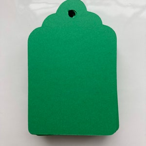 Etiquetas artesanais verdes, etiquetas de preço, etiquetas de casamento.