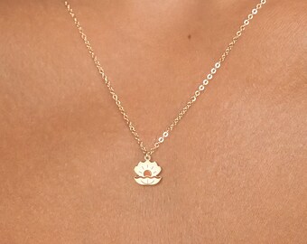 Beach Necklace Seashell Pendant Charm Gift for Her Mermaid Jewelry Boho Necklace Nature Inspired Jewelry Oyster Shell Charm Bridesmaid Gifts