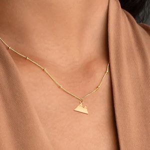 Mountain Necklace Beady Chain Pendant Gift for Her Nature Jewelry Mountain Range Charm Adventure Jewelry Wanderlust Charm Nature Lover Gift