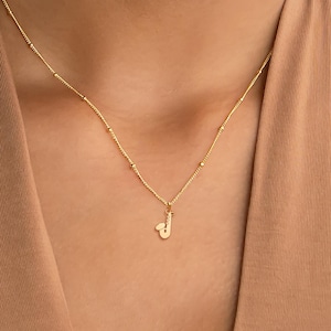 Dije de saxofón en un collar de cadena con cuentas elaborado a mano en oro macizo de 14 k, plata esterlina o chapado en oro de 14 k, joyería de instrumentos musicales