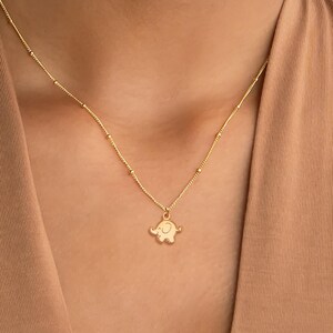Colar de elefante, joias de animais, amuleto da sorte, presente de aniversário para ela, amuleto de elefante dourado, joias de elefante, pingente de animal, presente de elefante