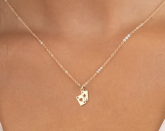 Collar con ases, amuleto para jugar a las cartas, regalo para ella, collar con cartas de póquer, joyería con as de corazones, regalo de cumpleaños, regalo de jugador de cartas, amuleto para jugar a las cartas