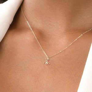 Hockey Stick Pendant Necklace Sports Jewelry Gift for Girls Hockey Player Necklace Team Gifts Hockey Puck Charm Necklace for Fans