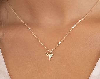 Collar de colibrí, dije de pájaro dorado, regalo para ella, collar grabado para amantes de los pájaros, joyería de pájaros, collar con dije de pájaro, colibrí dorado