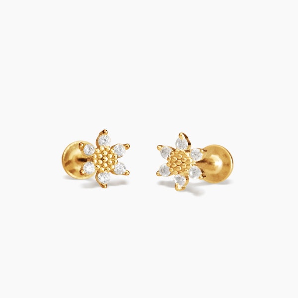 Daisy Flower Earrings, Dainty Minimalist Flat back stud Earrings, Gold Earrings, Cartilage, Helix, Tragus, 16G Labret studs, Gift for Her