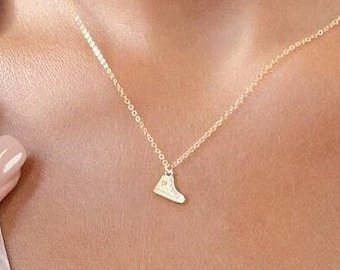 Collar con colgante de zapatillas Converse, colgante dorado con dije de Jordan, collar con zapatillas altas estilo retro de estilo hip hop, collar con zapatillas Air Jordan