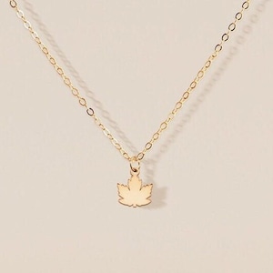 Ahornblatt Halskette Blattgold Anhänger Geschenk für sie Herbst Schmuck Ahornblatt Charme kanadische Ahornblatt Charme Herbst Halskette Natur Schmuck