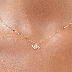 Sea Turtle Pendant Gold Tortoise Necklace Gift for Turtle Lover Animal Jewelry Gift for Her Turtle Jewelry Gold Tortoise Pendant Mom Gift